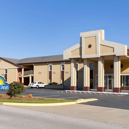 Days Inn By Wyndham Lawton Luaran gambar