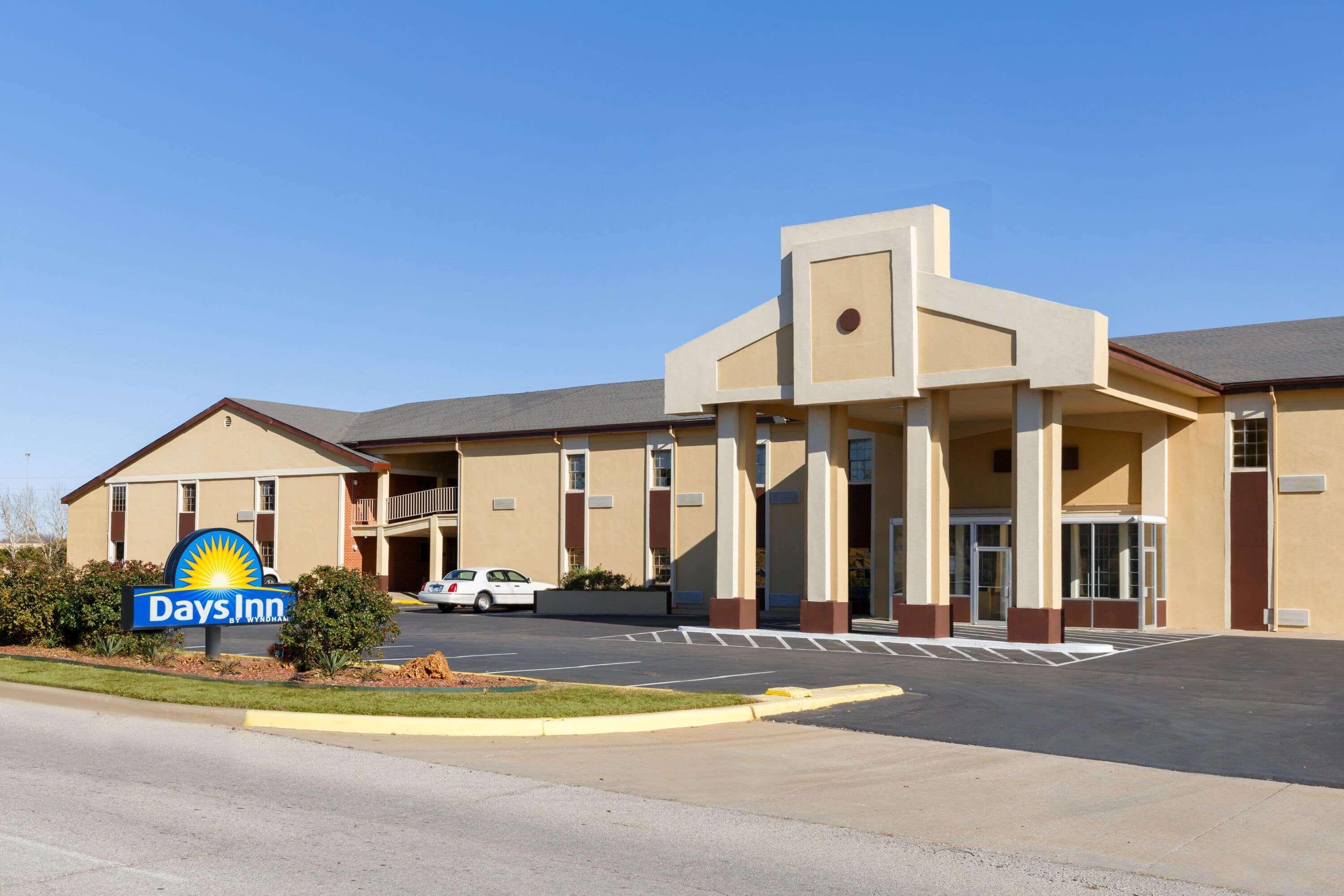 Days Inn By Wyndham Lawton Luaran gambar