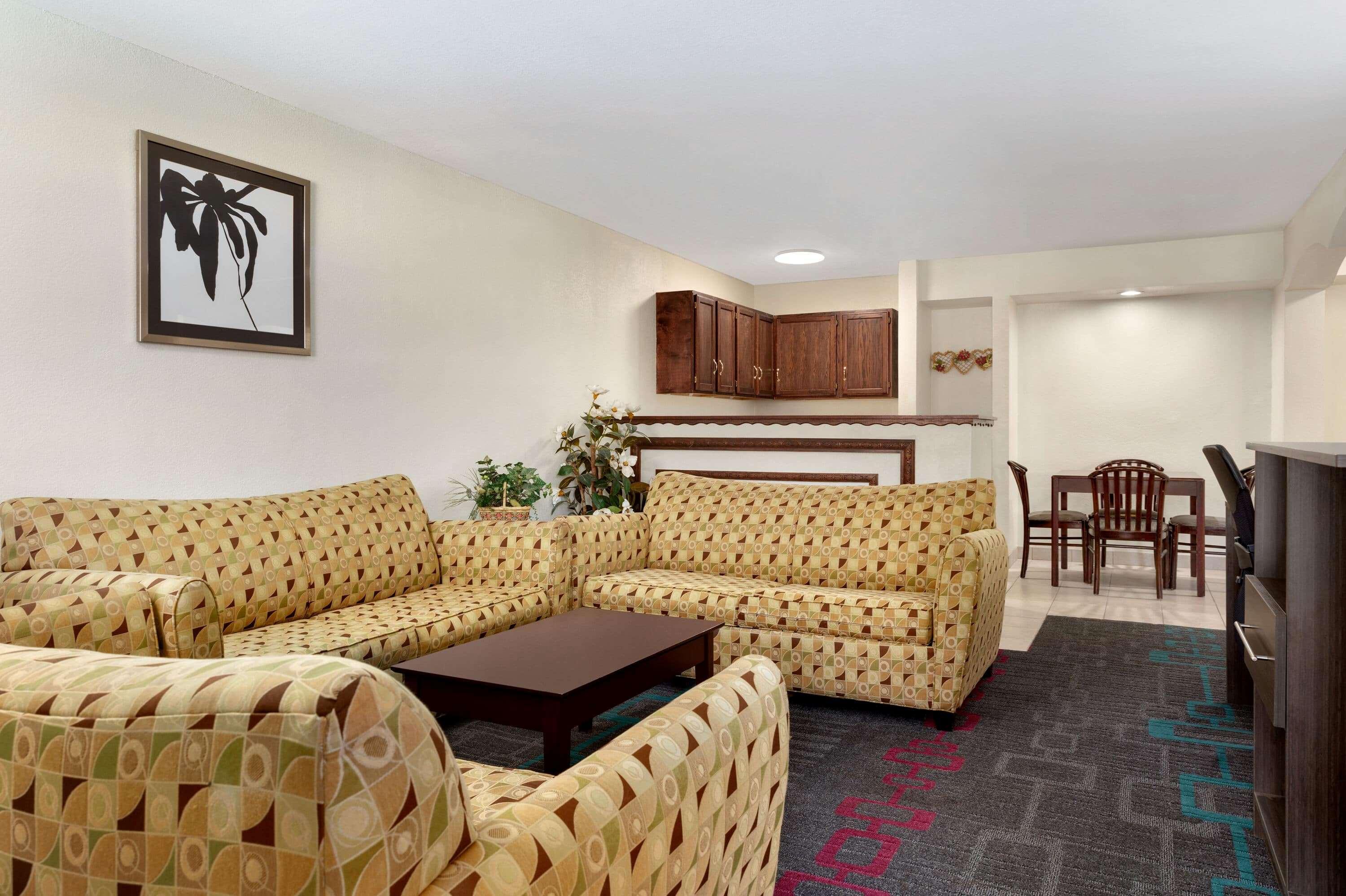 Days Inn By Wyndham Lawton Luaran gambar