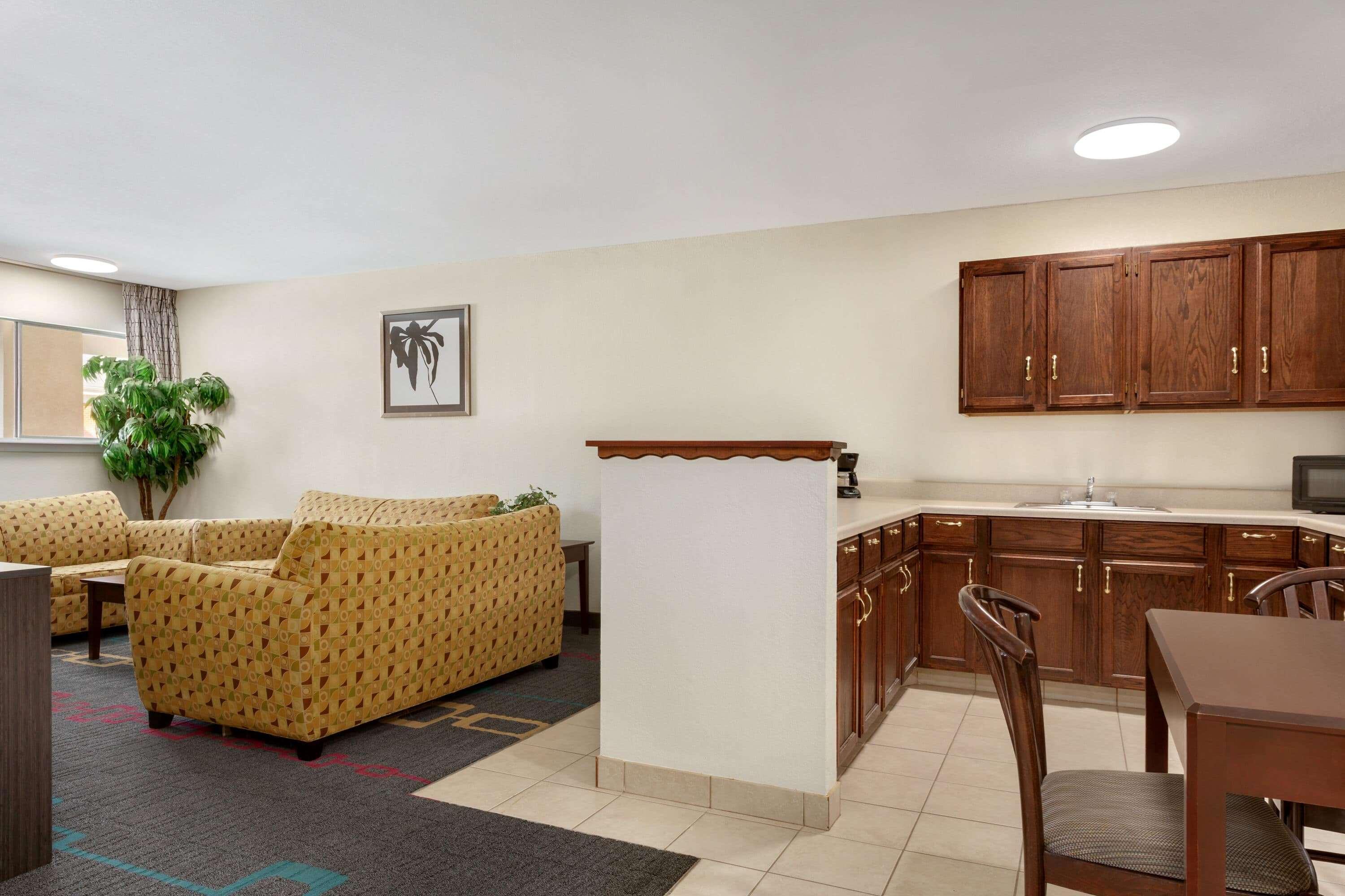 Days Inn By Wyndham Lawton Luaran gambar