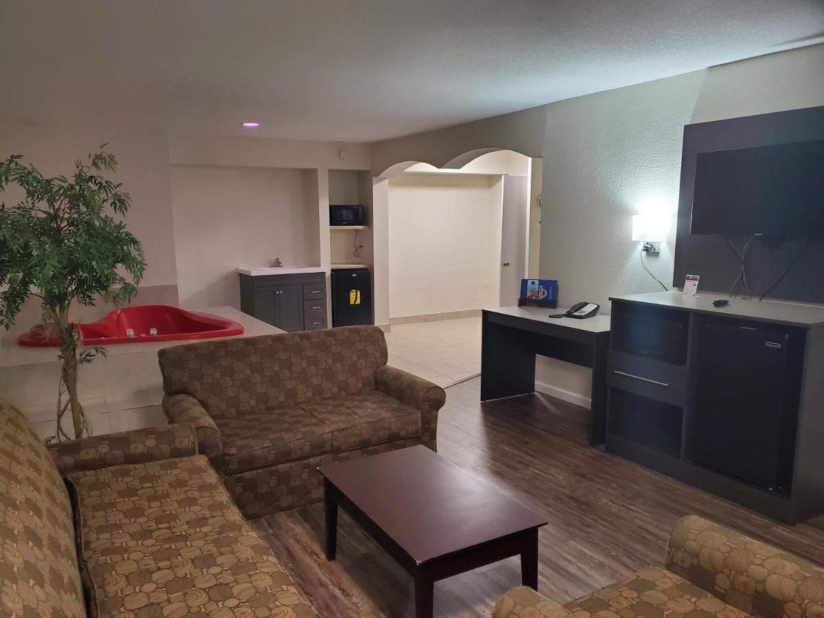 Days Inn By Wyndham Lawton Luaran gambar